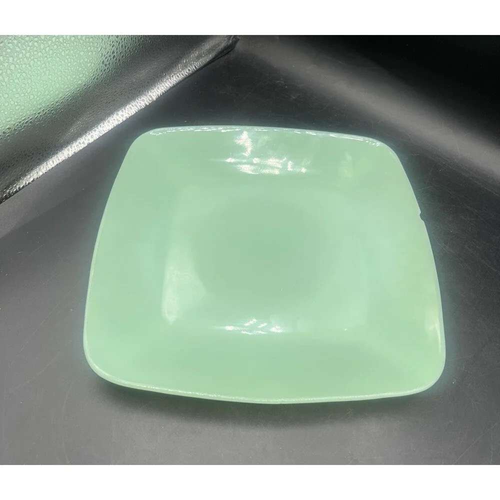 Vintage Fire King Jadeite Charm Dinner Plate 9.75” Green Milk Glass Chip Read